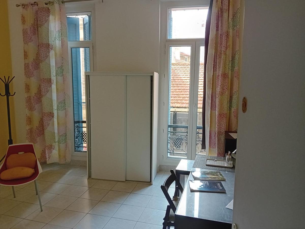 Quartier De Verdure "Cours Julien La Plaine "Chambre Privee Dans Appartement Marseille Kültér fotó
